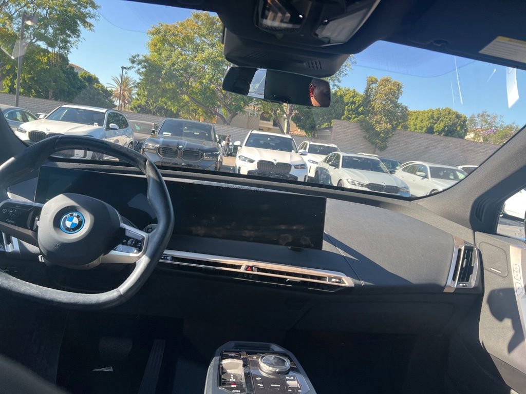 Certified 2024 BMW iX xDrive50 w/ Sport Package AWD/4WD image 11