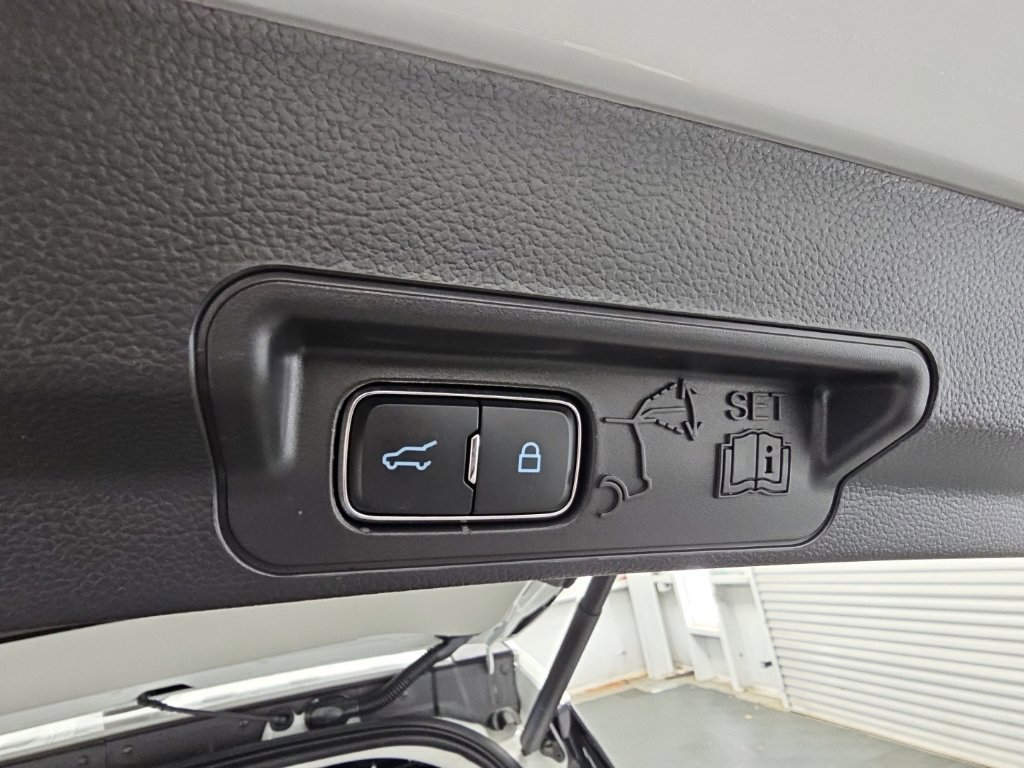 Used 2026 Ford Explorer Active w/ Active Comfort Package AWD/4WD image 37