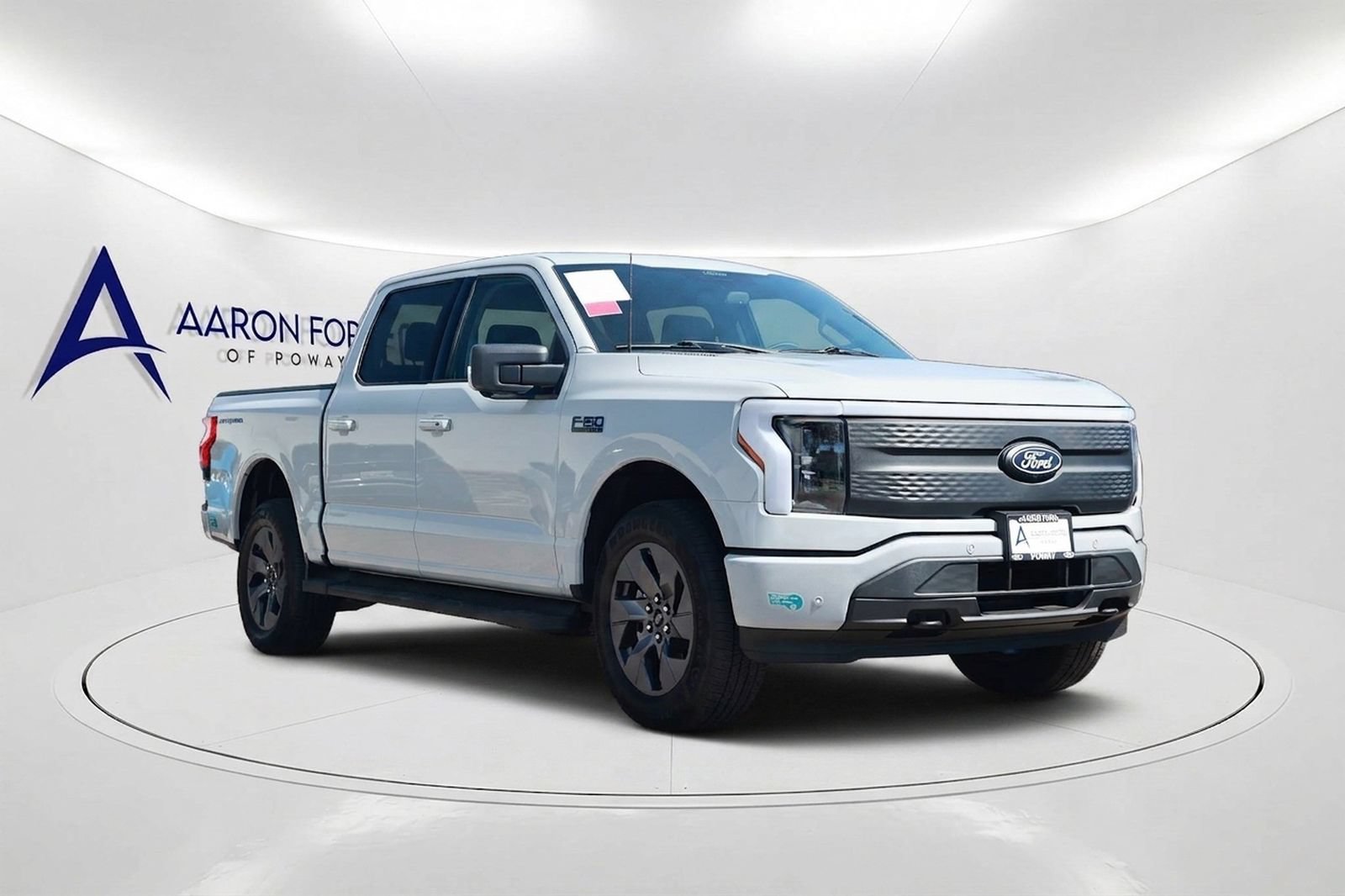 Used 2024 Ford F150 Lightning Flash AWD/4WD image 3