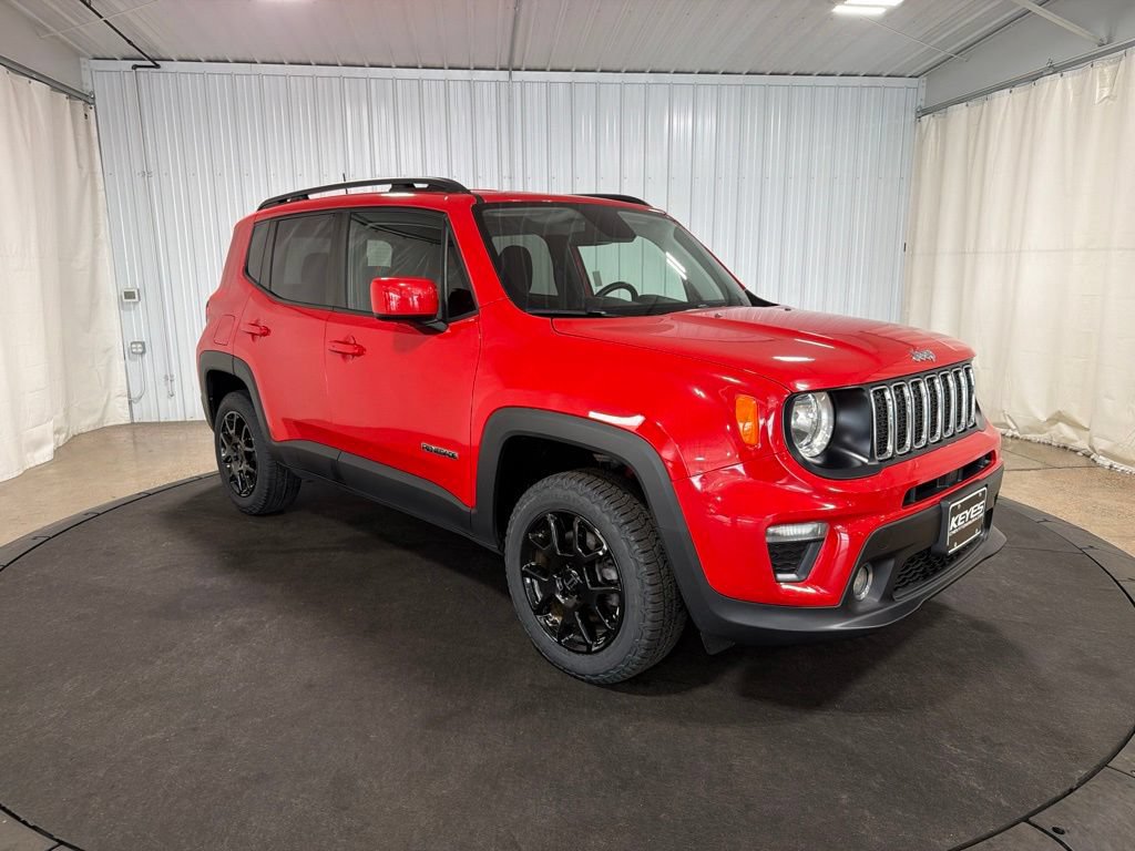 Used 2020 Jeep Renegade Latitude w/ Cold Weather Group AWD/4WD image 11