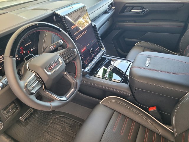 New 2026 GMC Yukon XL AT4 Ultimate w/ LPO, Floor Liner Package AWD/4WD image 17