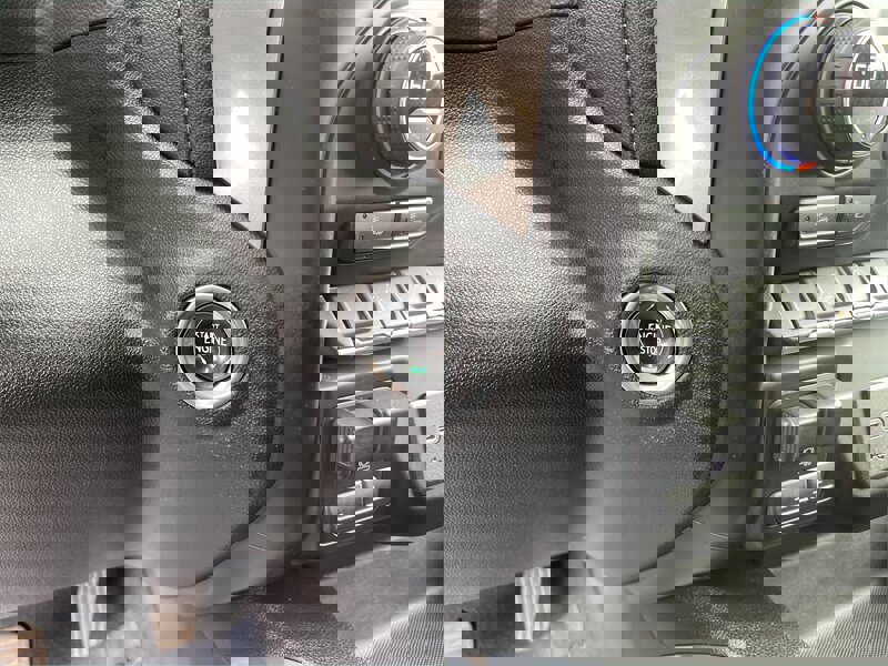 Used 2021 Chevrolet Silverado 1500 LT Trail Boss w/ Convenience Package II image 19