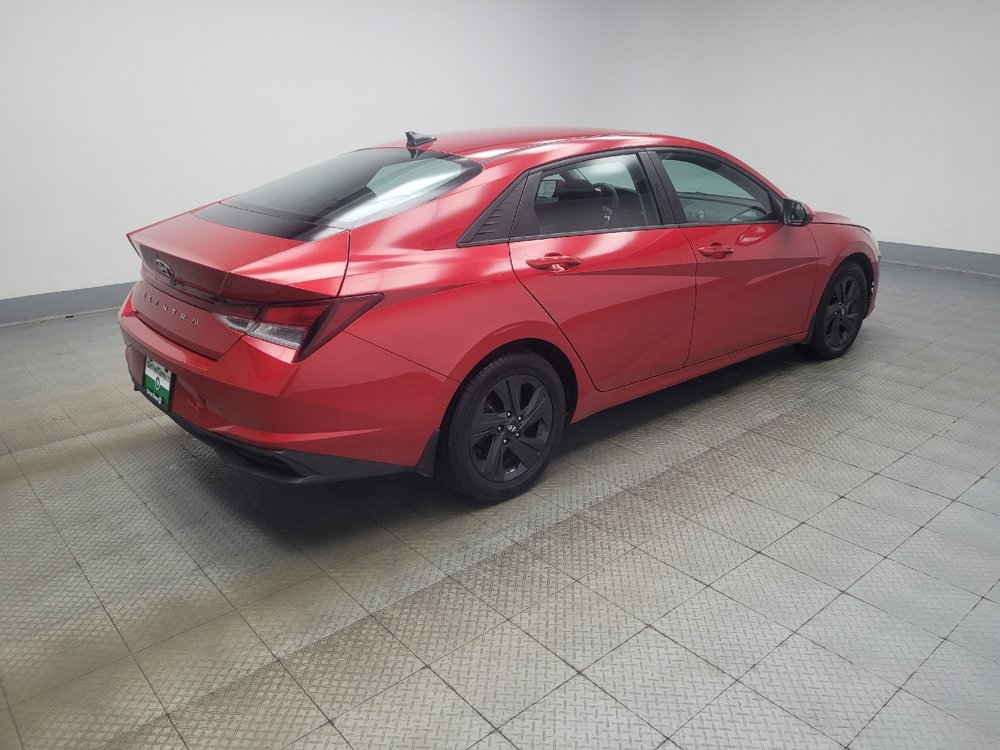Used 2022 Hyundai Elantra SEL FWD image 10