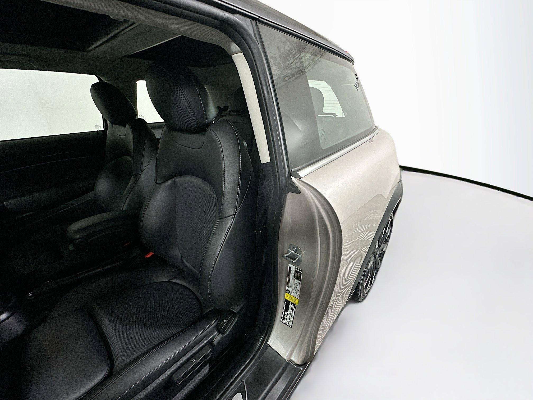 Used 2023 MINI Cooper S image 12