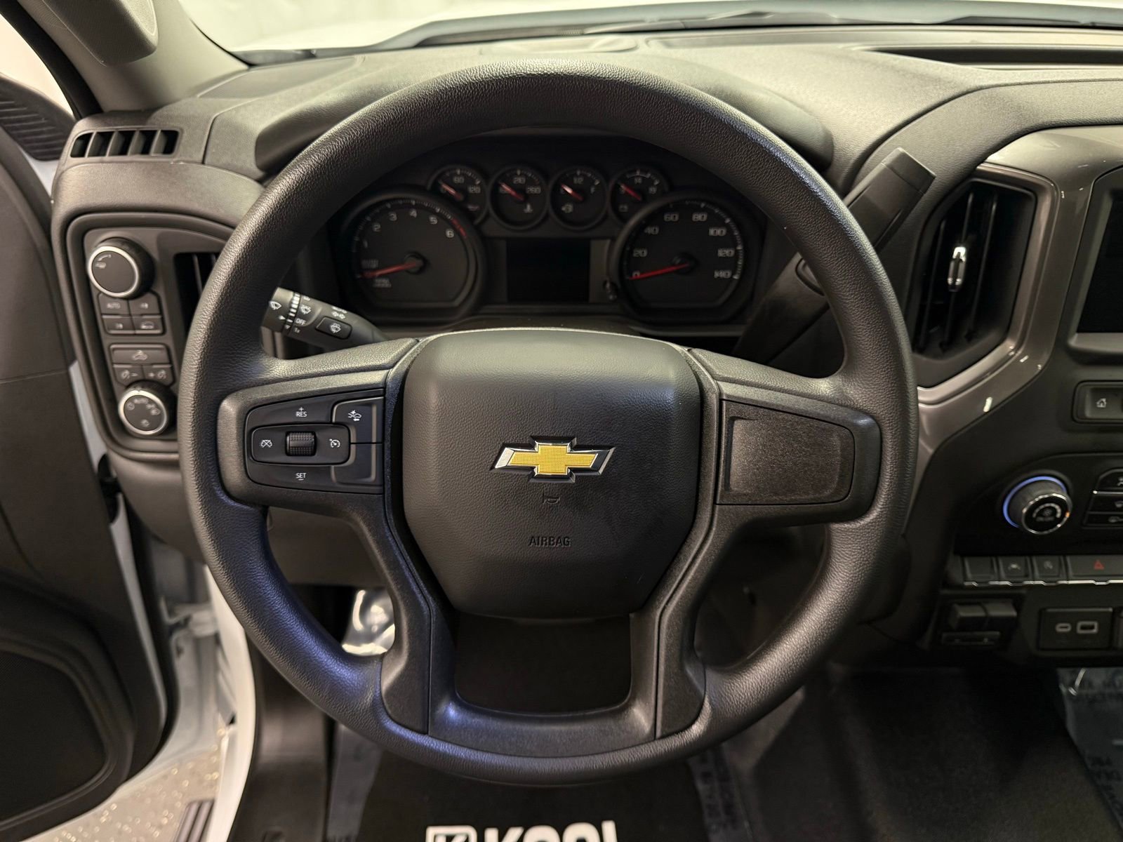 Used 2025 Chevrolet Silverado 1500 W/T w/ WT Value Package image 12