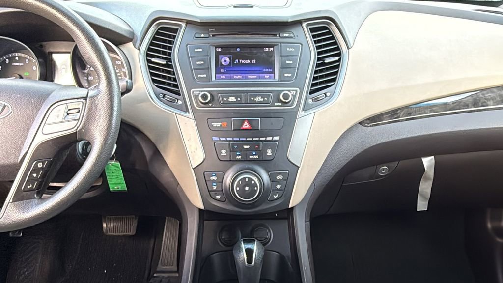 Used 2017 Hyundai Santa Fe Sport FWD image 29
