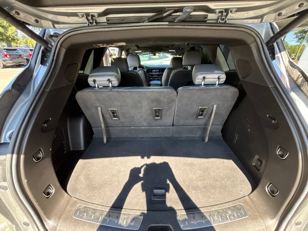 Used 2023 Buick Enclave Premium w/ Experience Buick Package AWD/4WD image 16
