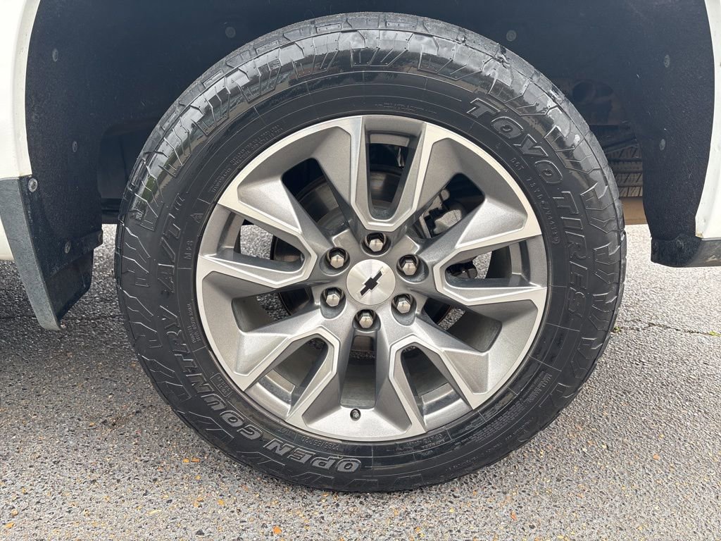 Used 2019 Chevrolet Silverado 1500 RST image 28