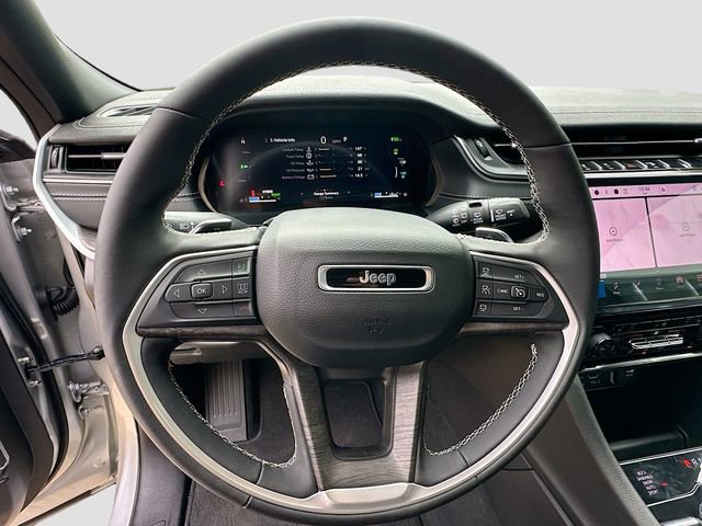 New 2025 Jeep Grand Cherokee Limited 4xe image 12