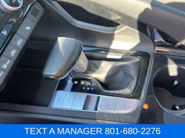 Used 2025 Hyundai Elantra SEL FWD image 28