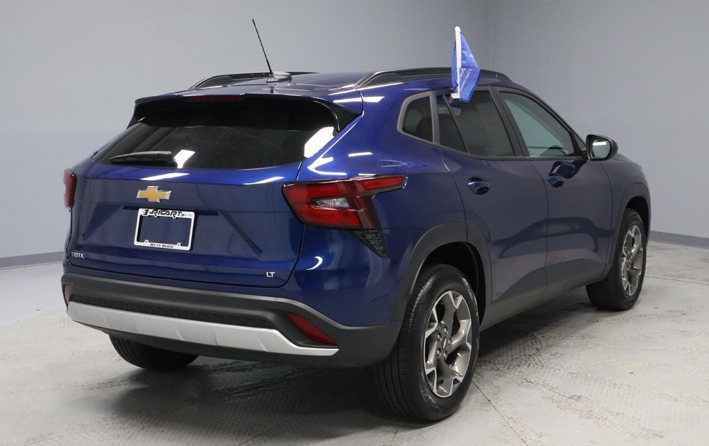 Used 2024 Chevrolet Trax LT image 10
