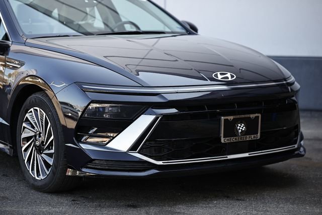 Certified 2025 Hyundai Sonata SEL image 2