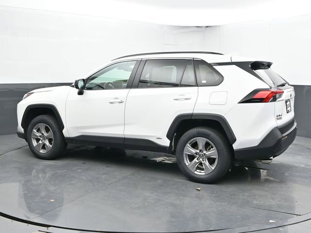 Used 2024 Toyota RAV4 LE AWD/4WD image 6