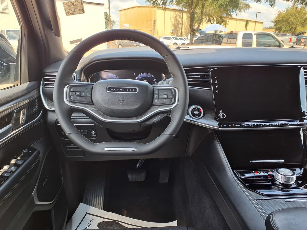 Used 2024 Jeep Wagoneer Series II w/ Flexible Seating Group RWD image 14