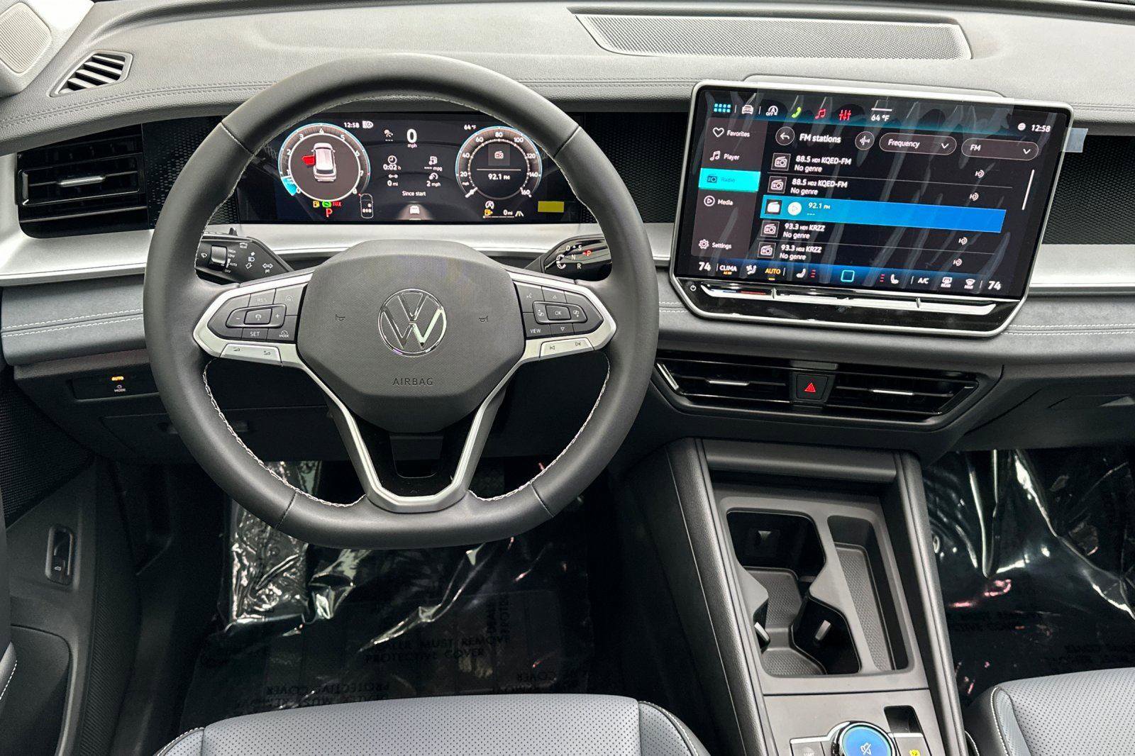 New 2026 Volkswagen Tiguan SE image 13