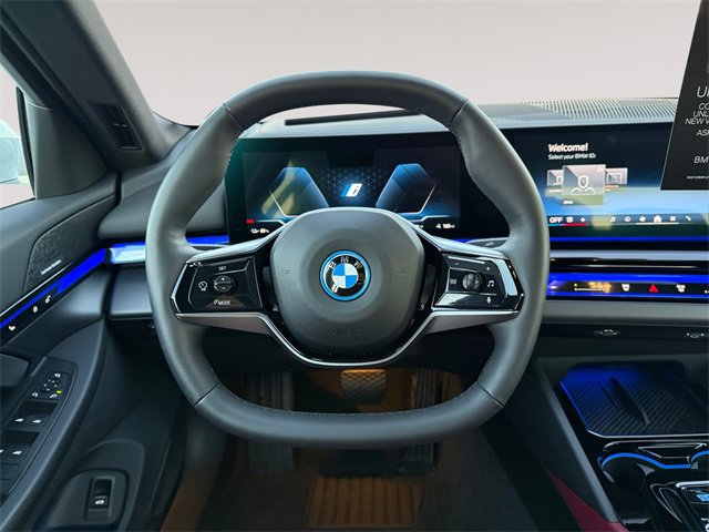 Certified 2025 BMW i5 xDrive40 w/ M Sport Package image 12
