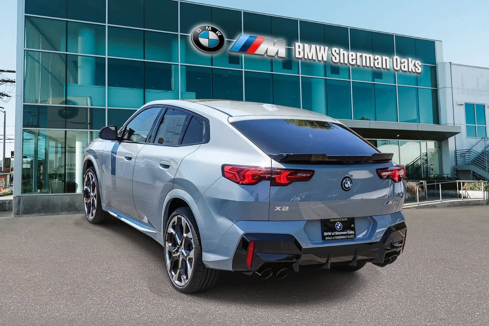 New 2026 BMW X2 M35i w/ Technology Package AWD/4WD image 6