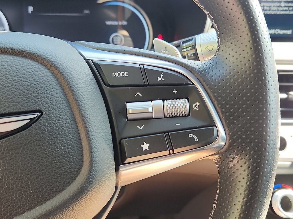 Used 2025 Genesis G70 2.5T AWD/4WD image 22
