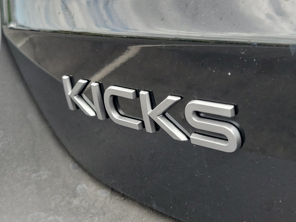 New 2026 Nissan Kicks SR w/ Cold Weather Package AWD/4WD image 20