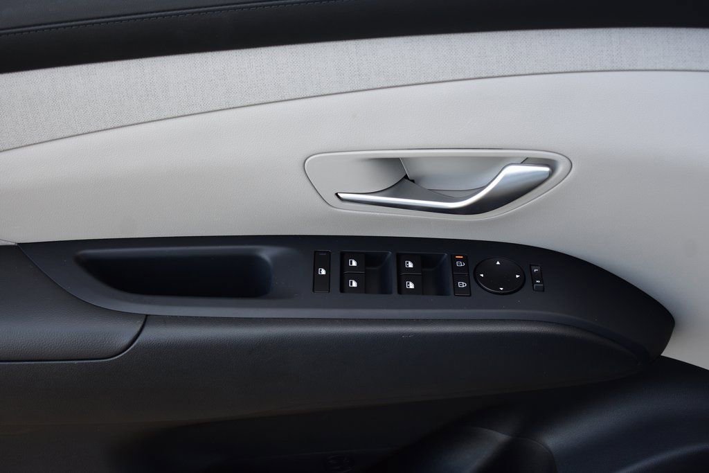 Used 2025 Hyundai Tucson SEL image 15