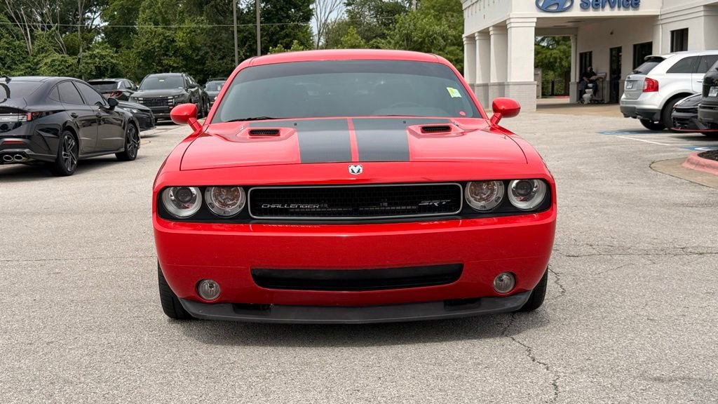 Used 2010 Dodge Challenger SRT8 RWD image 2