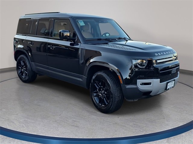 Used 2025 Land Rover Defender 110 S image 4