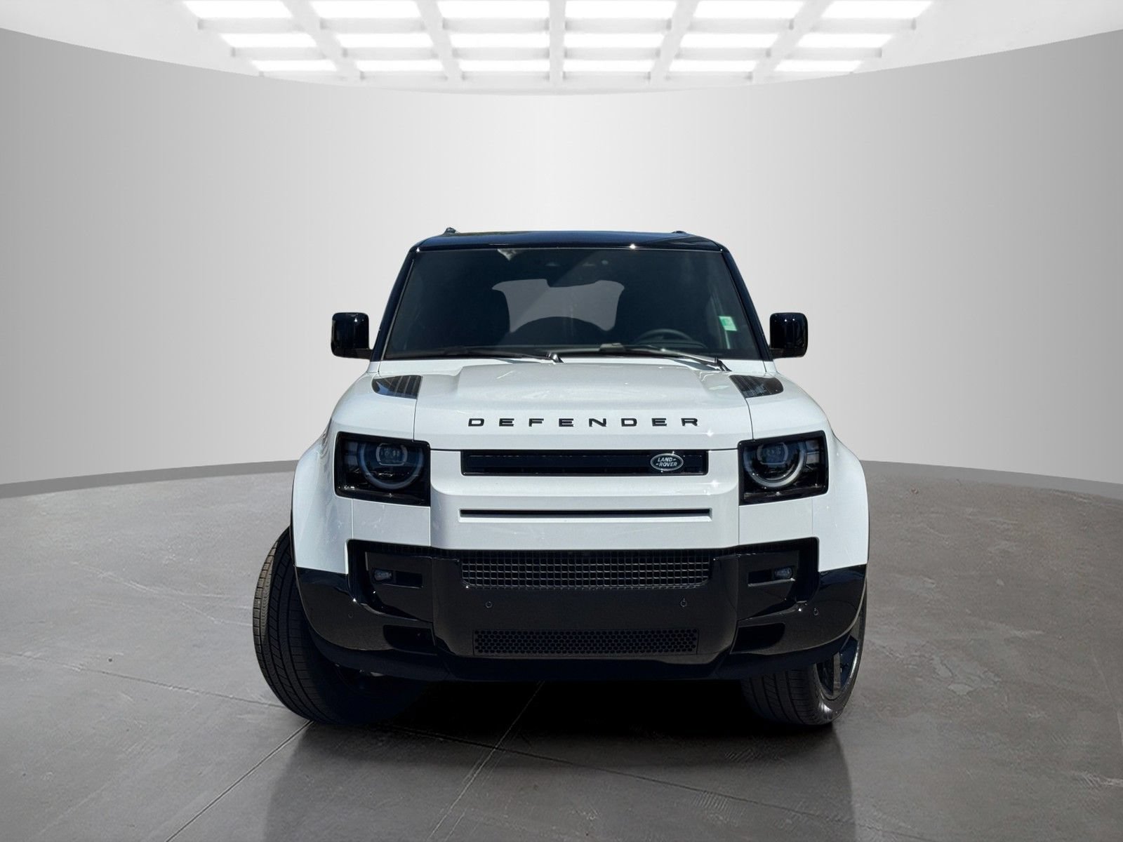 New 2026 Land Rover Defender 130 X-Dynamic SE AWD/4WD image 2