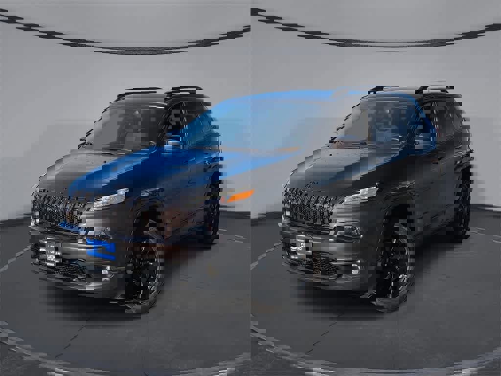 Used 2015 Jeep Cherokee Latitude w/ Cold Weather Group