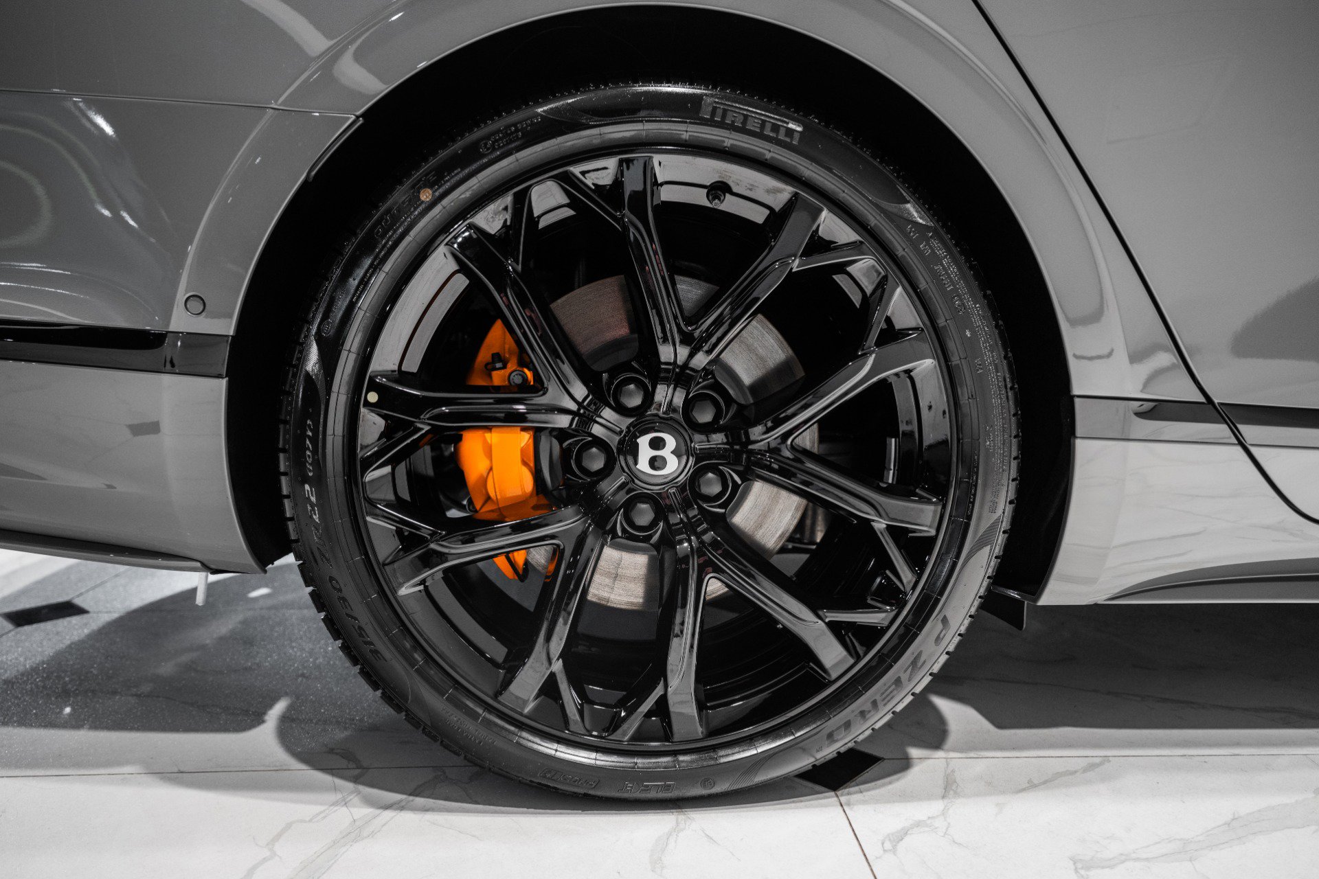 New 2026 Bentley Flying Spur Plug-In Hybrid image 16