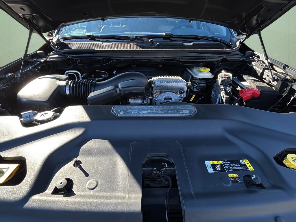 Used 2023 Jeep Wagoneer 4WD w/ Premium Group I image 12