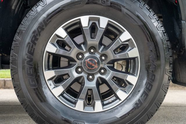 Used 2023 Nissan Titan PRO-4X w/ Pro-4x Convenience Package AWD/4WD image 48