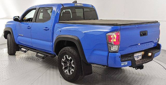 Used 2020 Toyota Tacoma TRD Off-Road w/ Technology Package AWD/4WD image 4