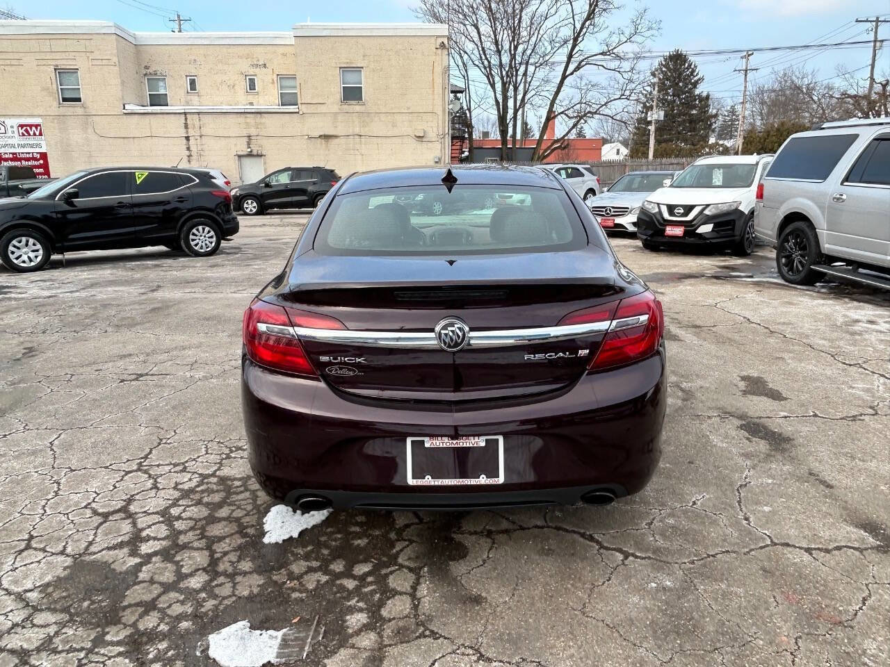 Used 2017 Buick Regal Sport Touring image 9