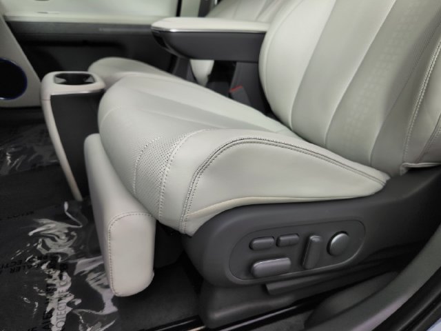 Certified 2024 Hyundai Ioniq 5 Limited AWD/4WD image 12