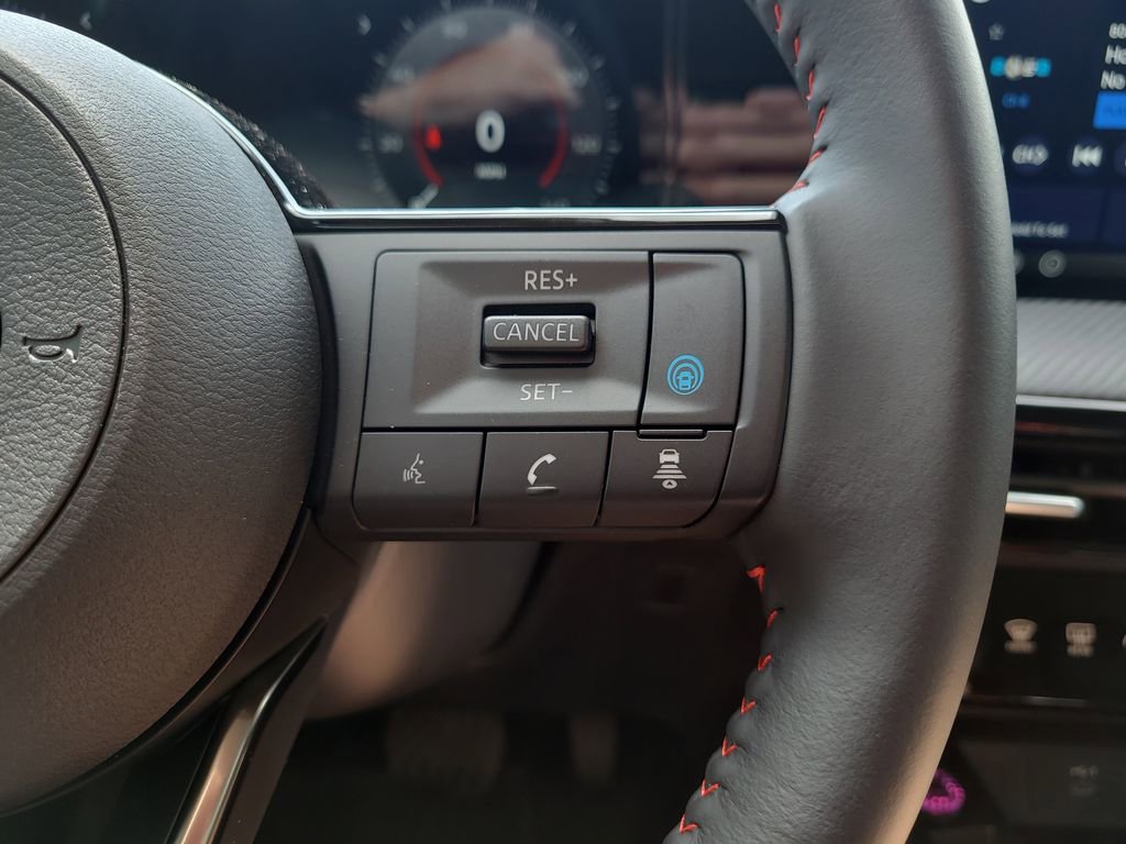 Certified 2026 Nissan Kicks SR w/ Cold Weather Package FWD image 26