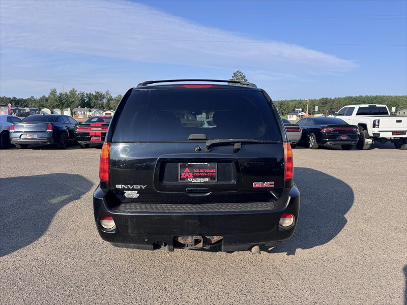 Used 2008 GMC Envoy Denali AWD/4WD image 8