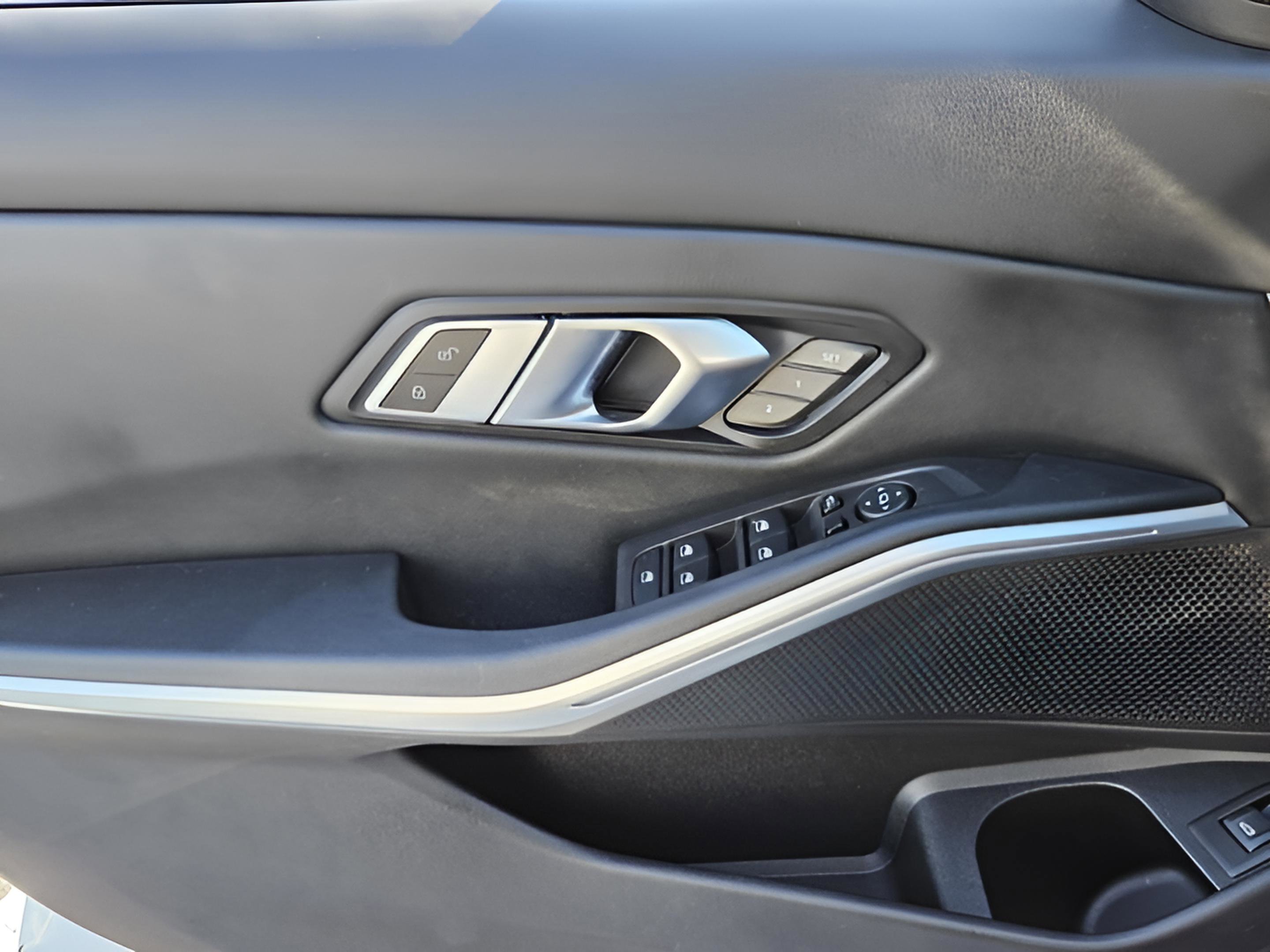 Certified 2023 BMW 330i 330i w/ Driving Assistance Package image 23