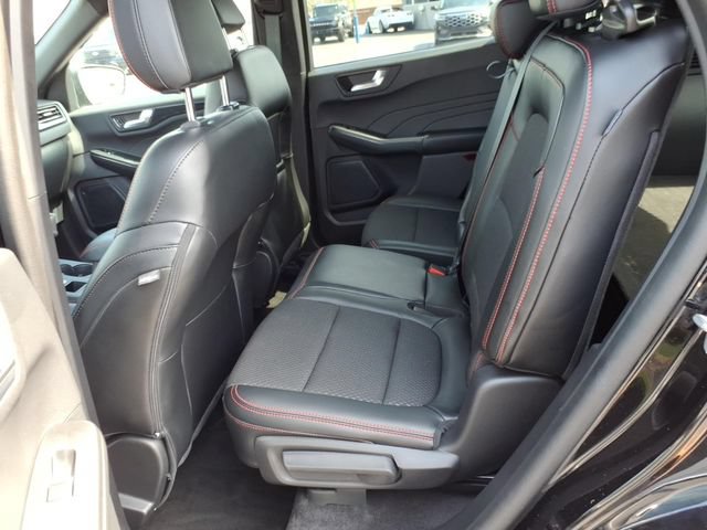 Used 2023 Ford Escape ST-Line w/ Tech Pack #1 AWD/4WD image 14