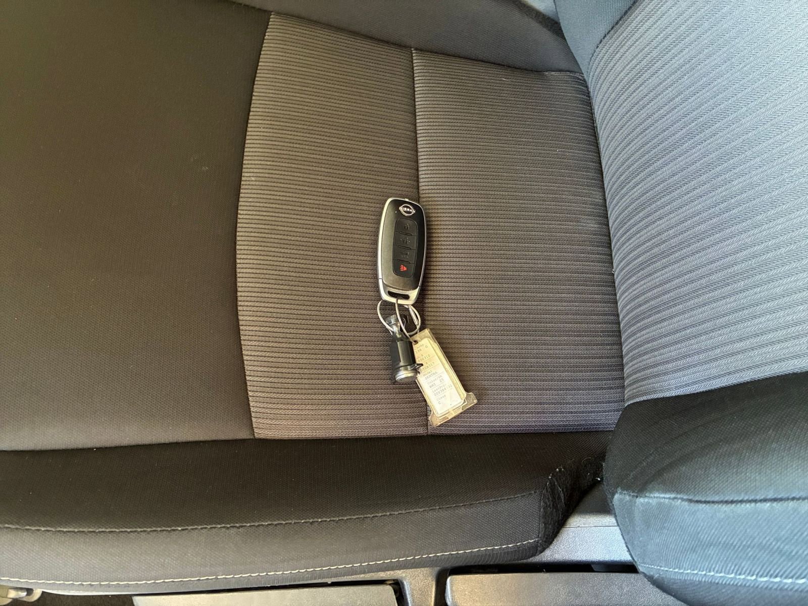 Used 2025 Nissan Sentra SV image 21