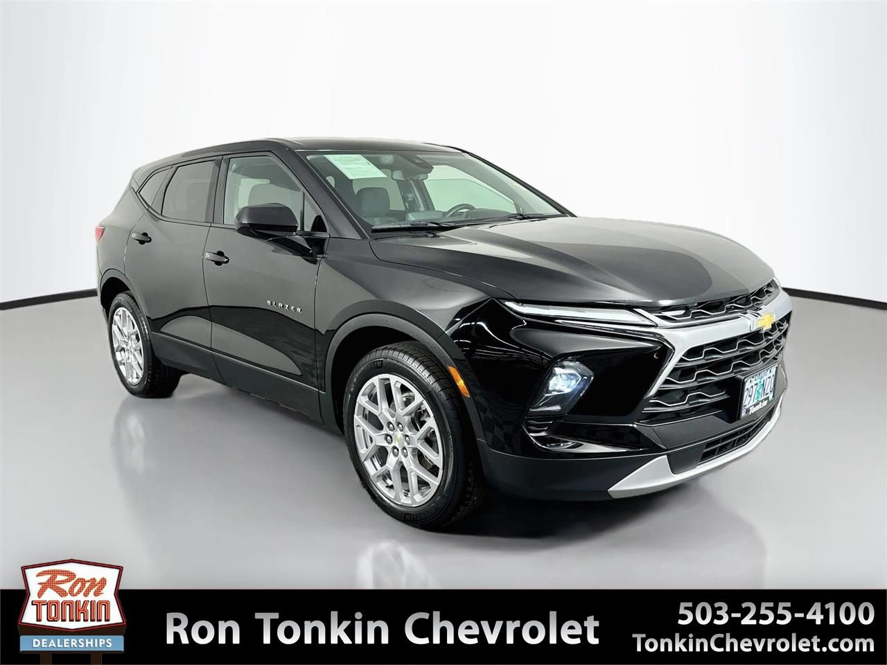 Used 2023 Chevrolet Blazer LT AWD/4WD image 1