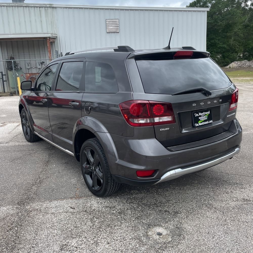 Used 2020 Dodge Journey Crossroad w/ Popular Equipment Group image 4