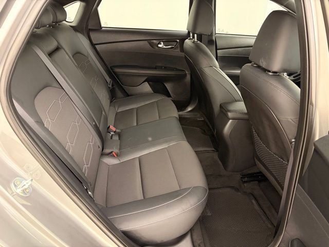 Used 2022 Kia Forte GT-Line FWD image 31