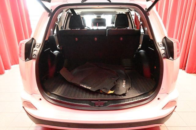 Certified 2018 Toyota RAV4 Limited image 6