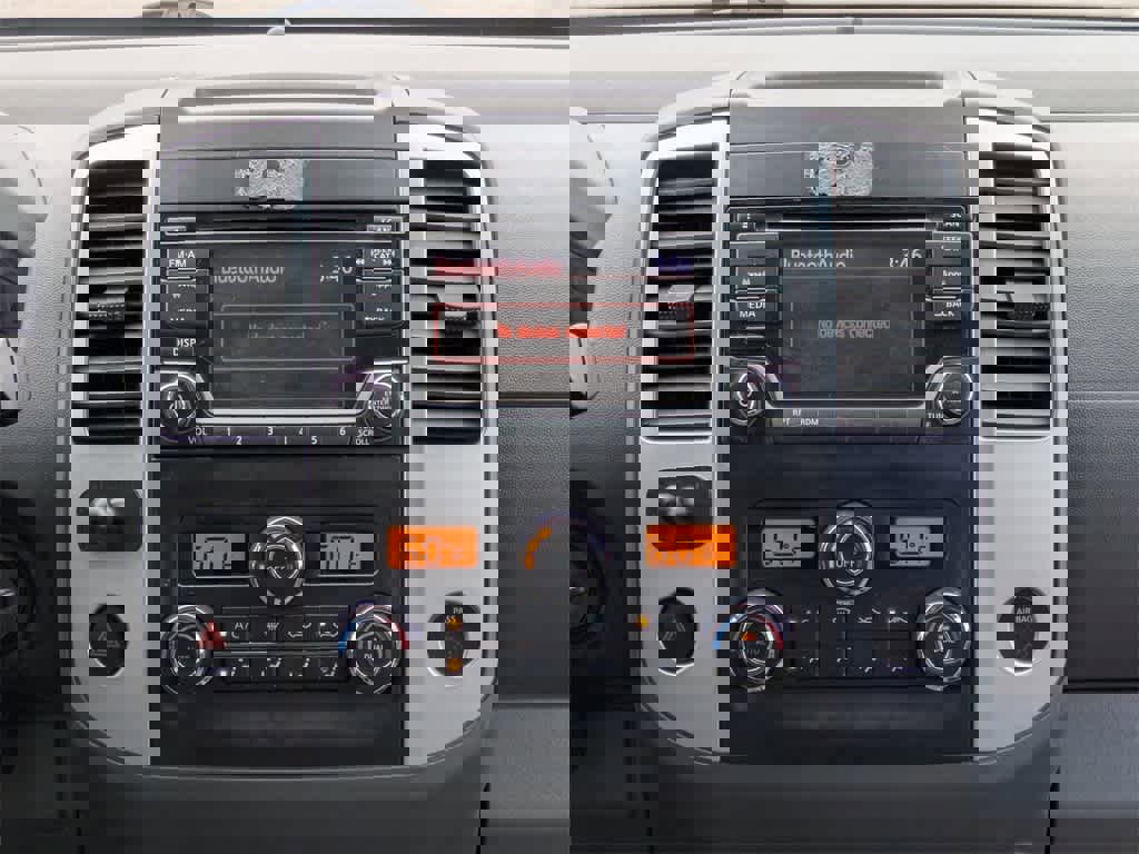 Used 2015 Nissan Frontier SV w/ SV Value Truck Package image 19