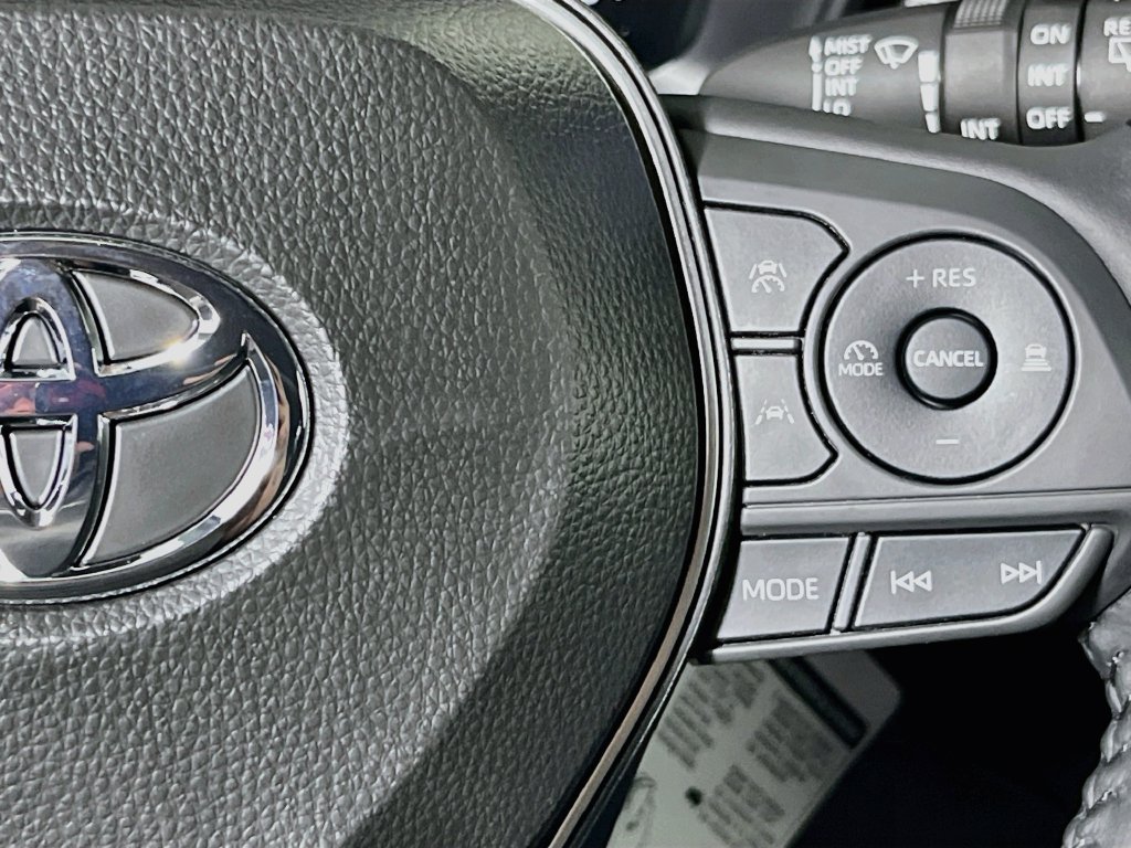 New 2026 Toyota Corolla Cross LE FWD image 19