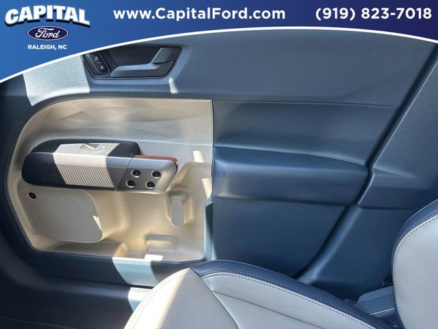 Certified 2025 Ford Maverick Lariat AWD/4WD image 28