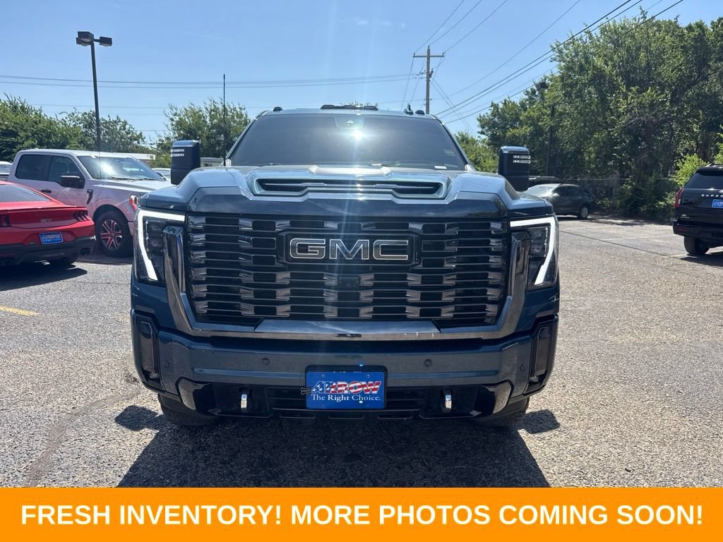 Used 2024 GMC Sierra 2500 Denali Ultimate w/ Max Trailering Package AWD/4WD image 2