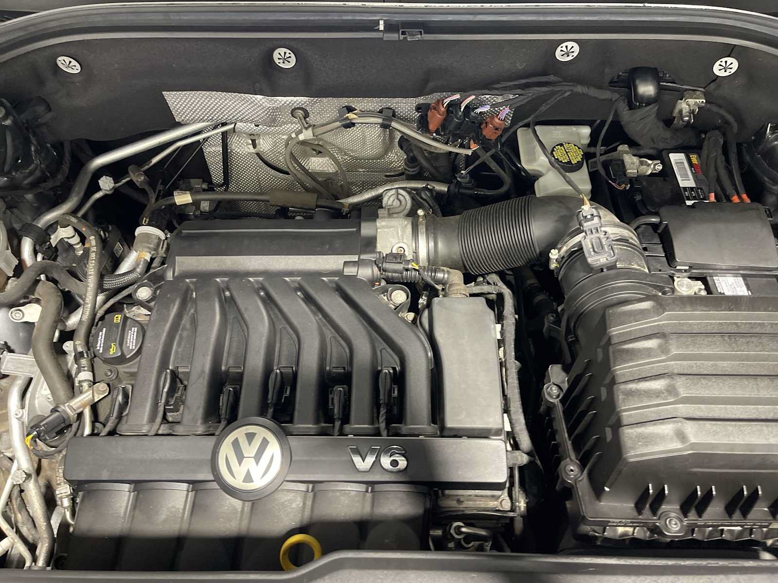 Used 2019 Volkswagen Atlas SE w/ Towing Package AWD/4WD image 9