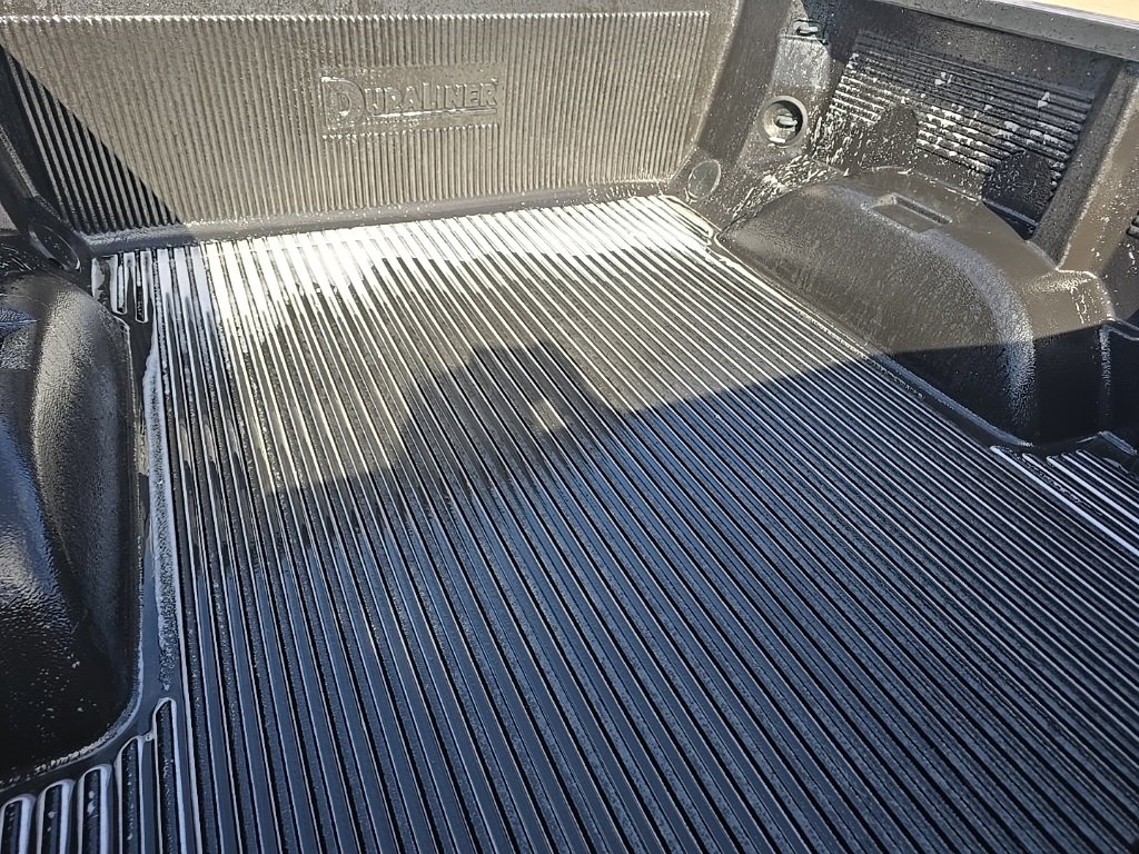 Used 2025 Chevrolet Silverado 1500 LT image 5