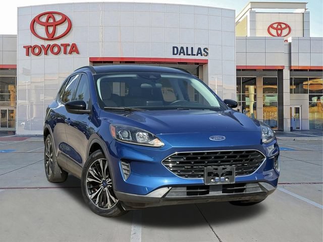 Used 2022 Ford Escape SE w/ SE Sport Appearance Package